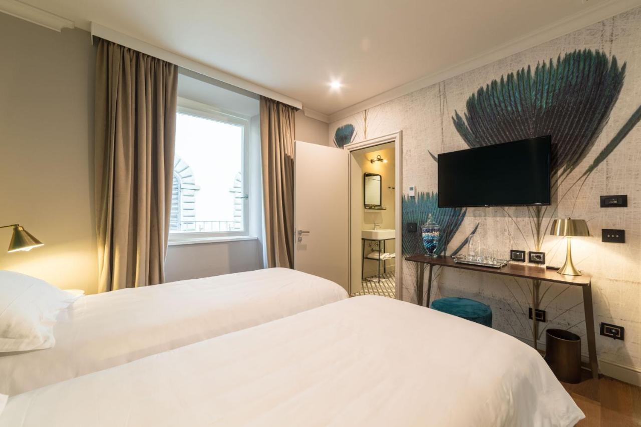 Palazzo 42 - Boutique Hotel & Suites ピストイア エクステリア 写真