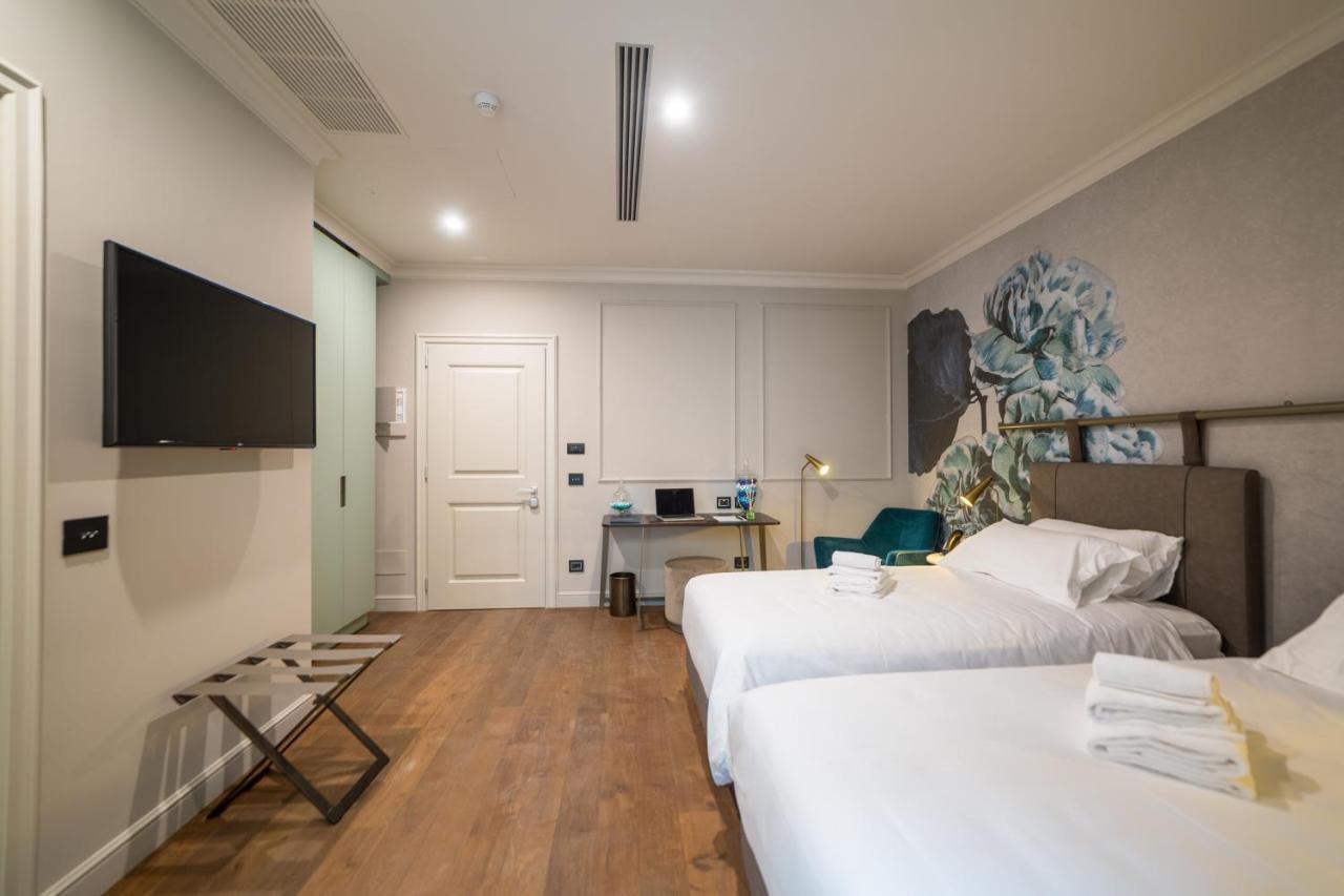 Palazzo 42 - Boutique Hotel & Suites ピストイア エクステリア 写真